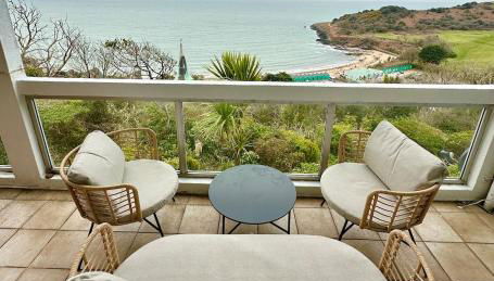 Stunning beach view apartment in Langland - Foto 2