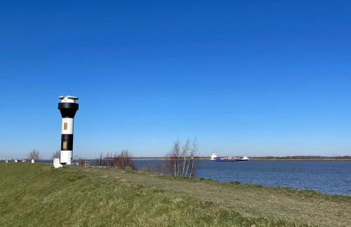Moderne Fewo "Feuerwache" direkt am Elbdeich bei Moldenhauer - Photo 18