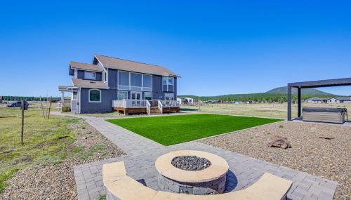 Scenic Flagstaff Home w/ Hot Tub & Mountain Views - Foto 1