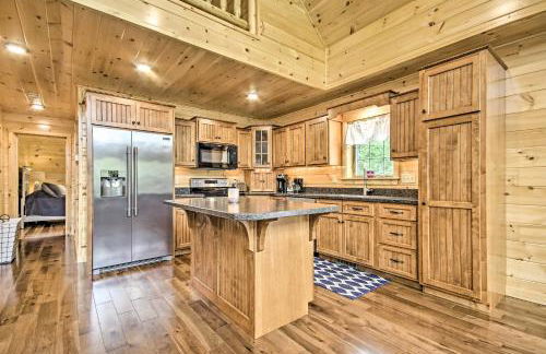 Lake View and Hot Tub Wrightsville Cabin! - Foto 8