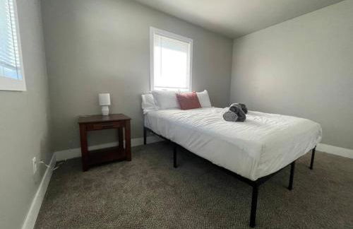 Quaint new renovation perfect for your large group - Foto 16