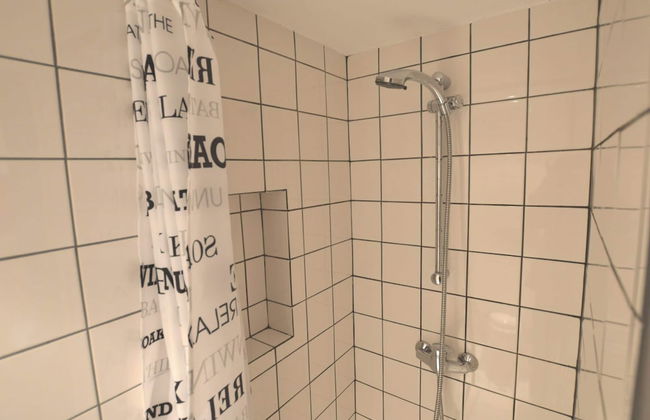 Rustic Farmhouse With Pool - Photo 20