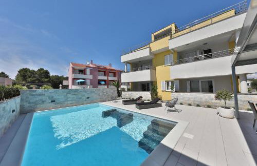 Luxury Villa Nada with Pool - Foto 43