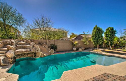 4 Mi to Surprise Stadium! Snowbird Haven with Pool - Foto 1