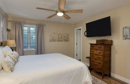 Coastal Retreat with Hot Tub Ocean Views Backyard Fun Newport Oasis by AvantStay - Foto 20