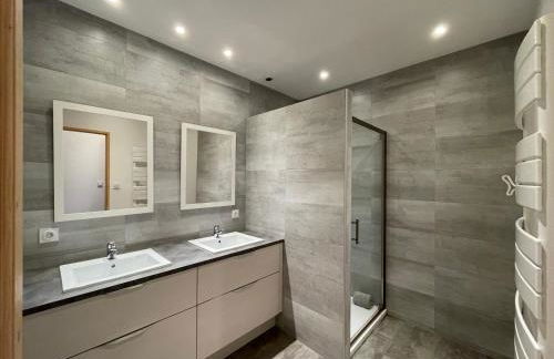 La rose trémière - Foto 18