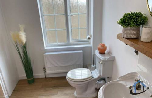 Petham Cottage Stanwick 2 bed sleeps 6 - Photo 30