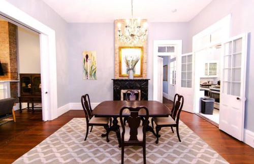 Governors Mansion 5 bedroom-3 bath - Photo 11