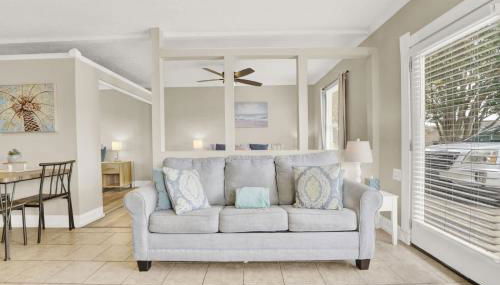 Luxe Guest Suite Near The Emerald Coast of PCB - Photo 4