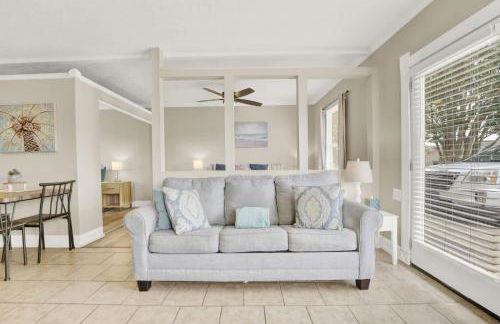 Luxe Guest Suite Near The Emerald Coast of PCB - Photo 4