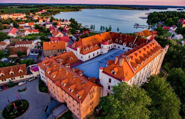 Cottage With Fireplace, Right on the Lake, Ryn - Foto 20
