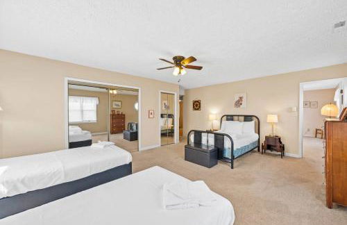 Country Lodge for 18, With Pool and Pond, Near Ark - Foto 27