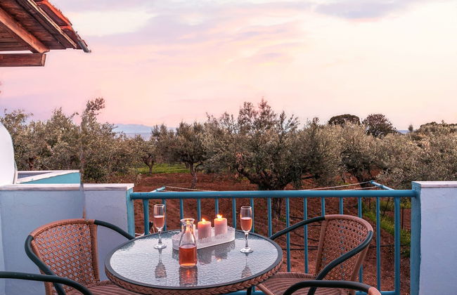 Secret Summer Retreat - Perfect Location BBQ - Foto 1