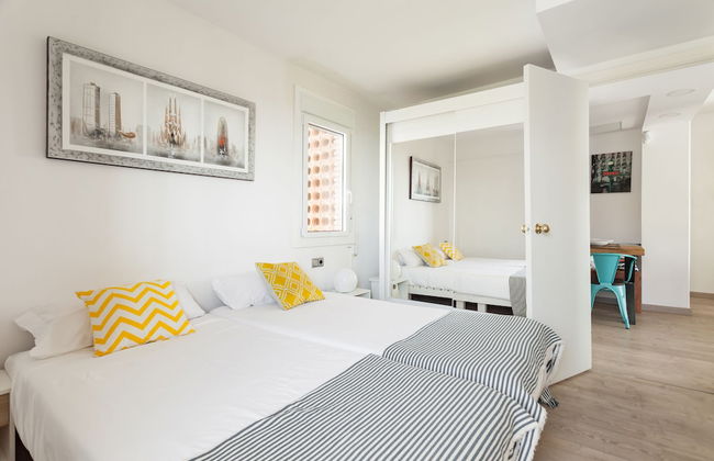 Amura Be my Guest Castelldefels - Foto 4