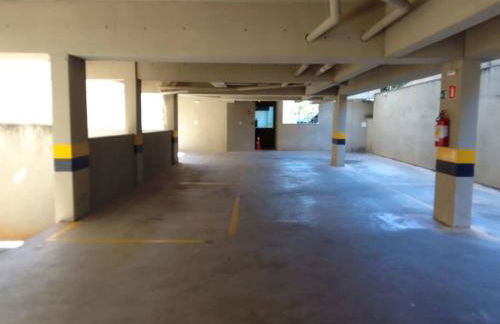 Flats da Júnia excelente localização, wi-fi, tv, ar, frigobar, garagem - Foto 18