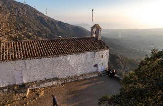 Sunny Relaxing Penthouse Costa Brava, Sea & Mountain Views, Huge Terrace, Fiber 1GB - Foto 35