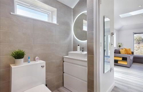 2022 Brand New Stylish Flat in Central Hayle - Foto 19