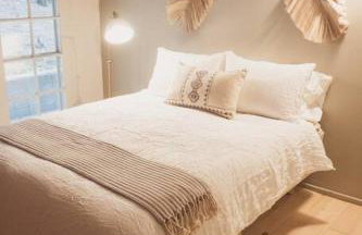 Clarity Cabin A-Frame Sanctuary w Hot Tub Fireplace Grill AC Hammock Chairs Fire Pit Pets OK - Foto 21