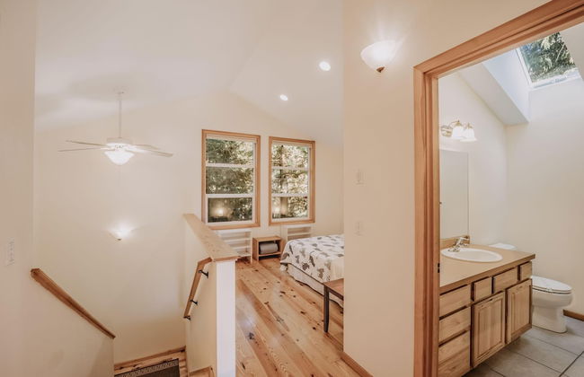 70MBR- Hot Tub - BBQ - Wi-Fi - Pets Ok - Sleeps 8 - Foto 41