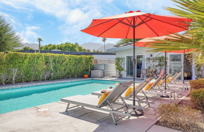 Lloyd by Avantstay Palm Spring Paradise w/ Pool, Large Yard & Table Tennis! Permit#3779 - Foto 21