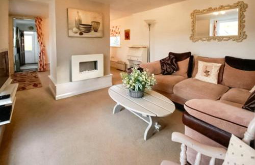 Chainbridge Cottage - Photo 2