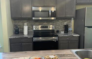 Modern Charm - Foto 2