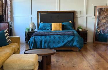 Exposed Elegance - Foto 2