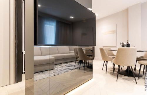 Spacious & Luxurious - Fully Renovated & Equipped 2BR Suite - Historical Centre - Photo 9