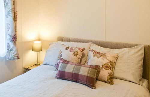 Riverside Lodge - Photo 16