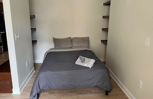 Urban Oasis Downtown Condo with Skywalk Access 6 - Photo 10