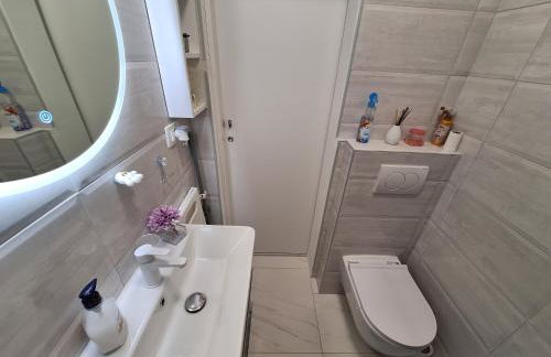 Mystic Grey Studio Apartment - Foto 10