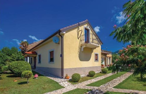 Gorgeous Apartment In Hreljin - Foto 1