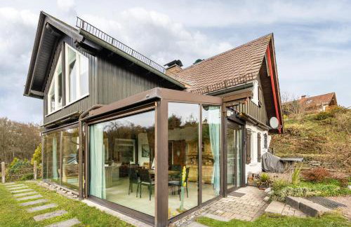 Panoramaferienhaus Sorpesee, 120qm - Photo 1