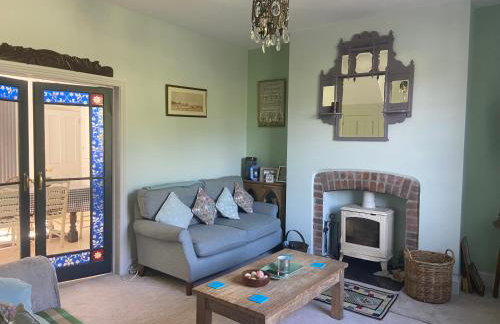 Apple Tree Cottage - Photo 2