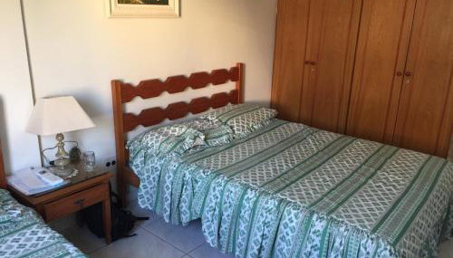 Apartamento Astúrias 2 Dorms Ar Cond - Foto 3