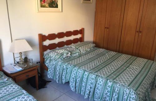 Apartamento Astúrias 2 Dorms Ar Cond - Foto 3