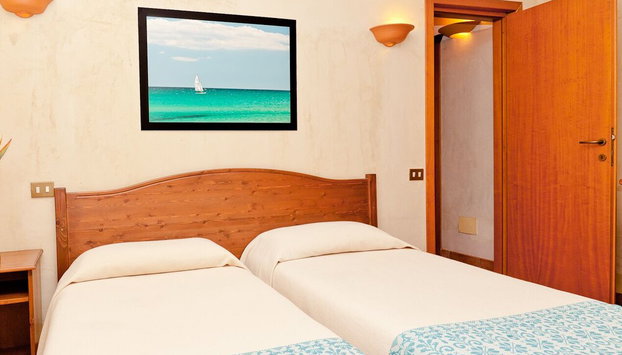 The Perfectly Positioned Baia de Bahas Residence 2 Bedroom Sleeps 6 - No0901 - Foto 5, Habitación