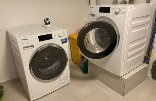 Preiswertes stilvolles Zimmer im privaten Haus mit großem schönem modernem Gemeinschaft Badenzimmer - Foto 56