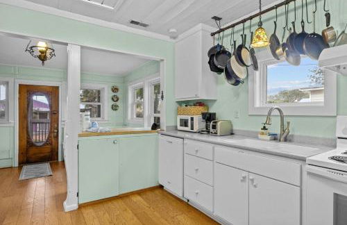 Mr, Bennie's Cafe home - Foto 12