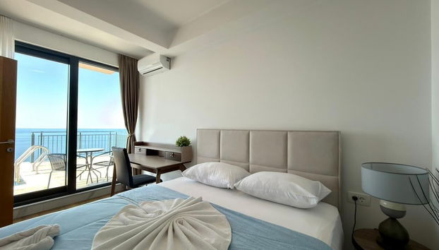 Apartments Azimut Rezevici - Foto 4, Quarto