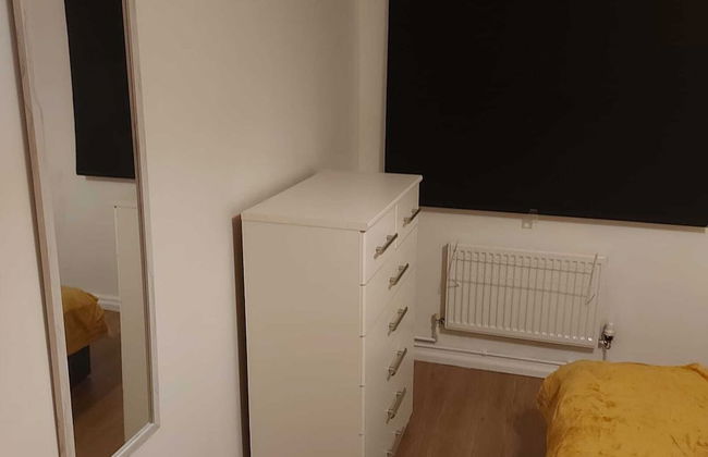 Lovely 2-bed Apartment in Milton Keynes - Foto 4