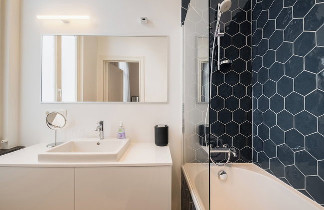 New Apartment Center of Trendy St Gille - Foto 29