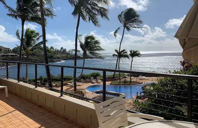 Whalers Cove Oceanfront Resort - Photo 16