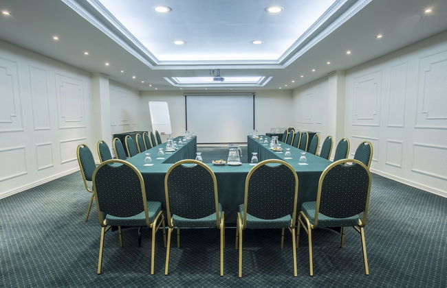 MR Mar Suites - Photo 51