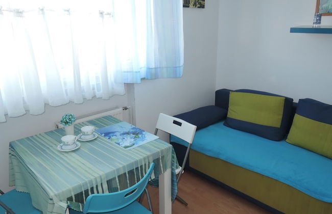 Holiday Home in Dziwnowek Near Clean Beach - Photo 1