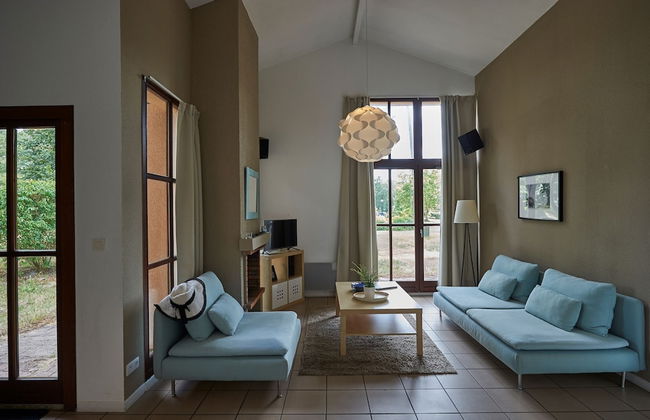 Villa in France With Private Garden - Photo 8