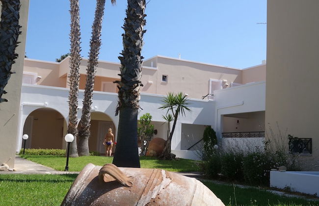 Andromeda Hotel Apartments - Foto 40