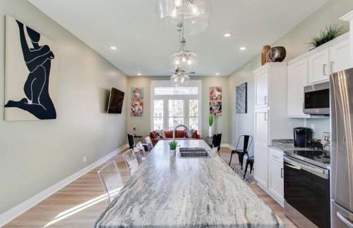 Large 7 Bedrooms Vibrant Art Spacious - Foto 14