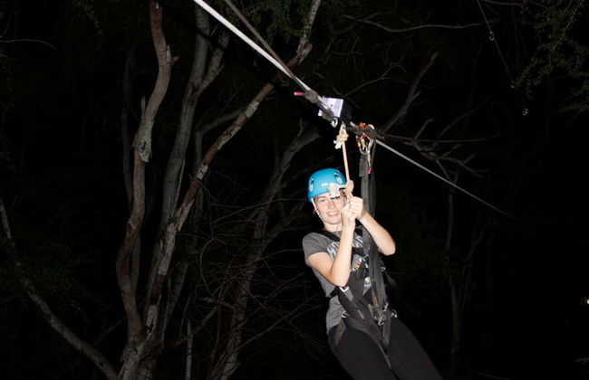 Tirolina nocturna en Kapolei - Foto 6