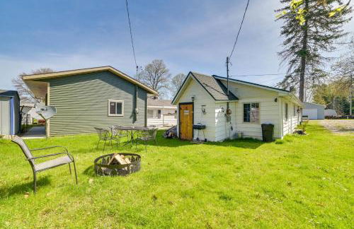 Houghton Lake Cottage - Central Location! - Foto 1